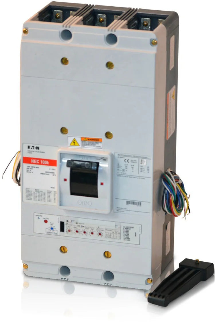 Eaton Ngc312033E 3 Pole Non Interchangeable Trip Electronic Circuit Breakers - Front View